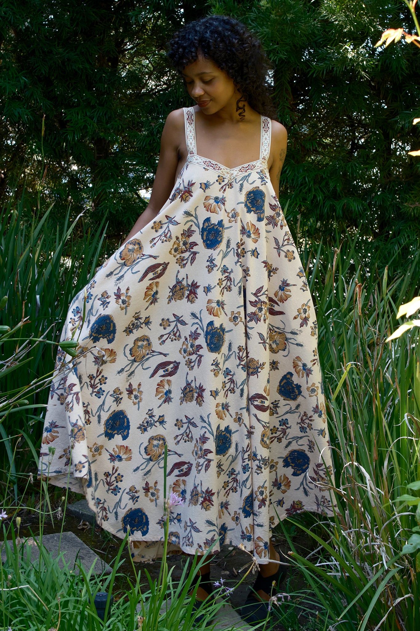 Aster Ribbon Tapestry Midi