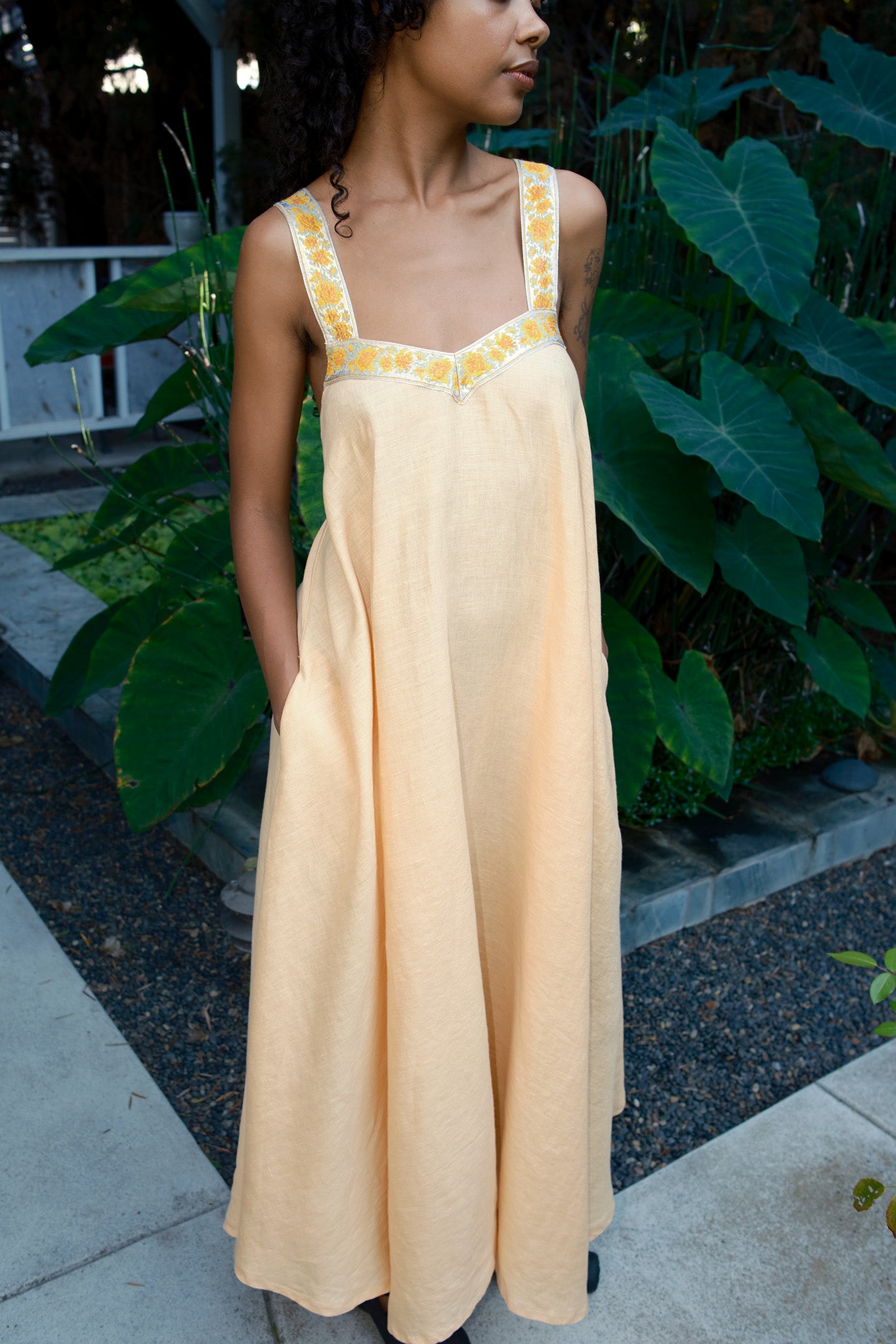 Aster Ribbon Midi