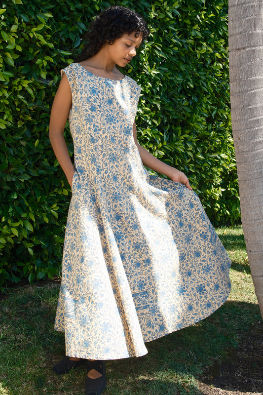 Rue Tapestry Midi